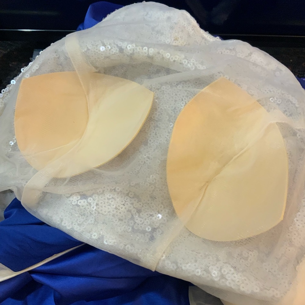 Ladies Open Back Prom Dress With Sequence Top. Si… - image 5